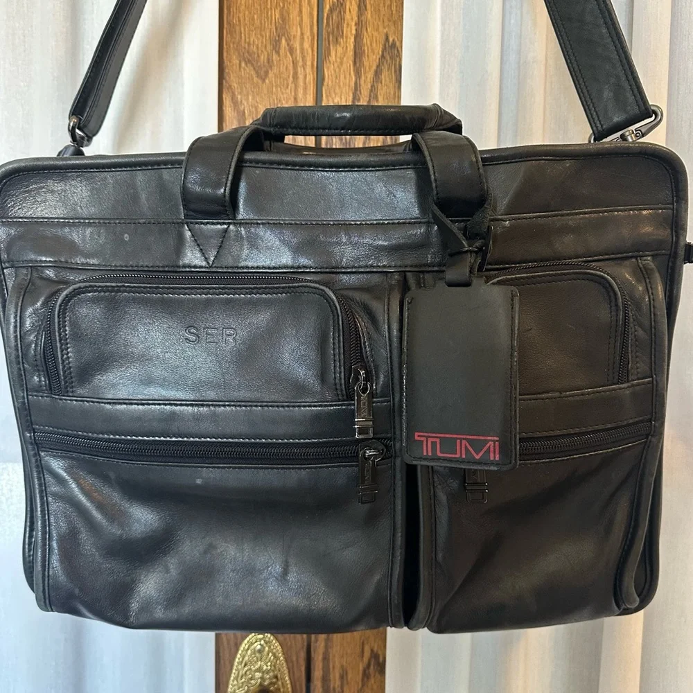 Tumi Black Napa Leather Deluxe Expandable Brief Laptop Travel Bag